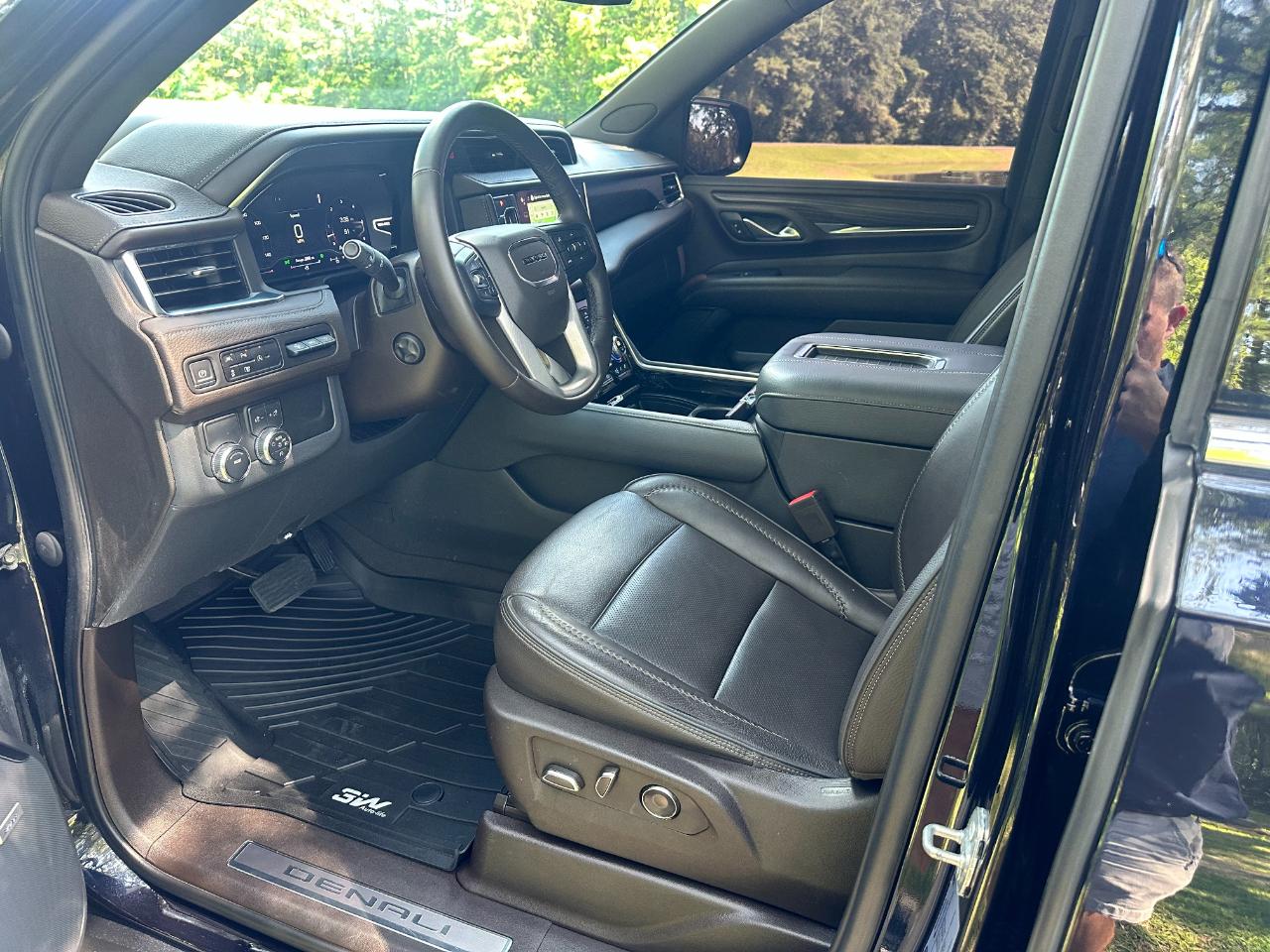 GMC Yukon 2WD 4dr Denali 2023