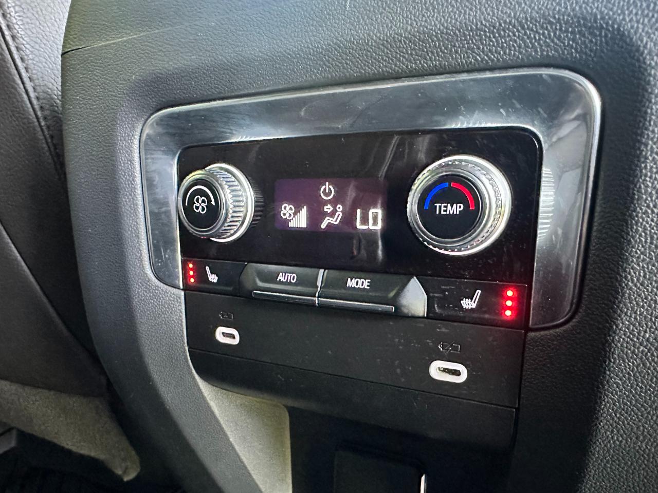 GMC Yukon 2WD 4dr Denali 2023