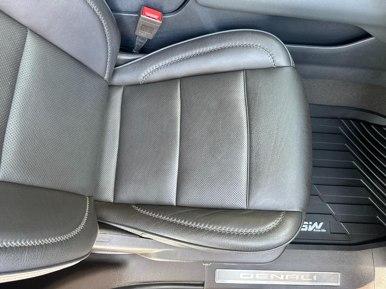 GMC Yukon 2WD 4dr Denali 2023