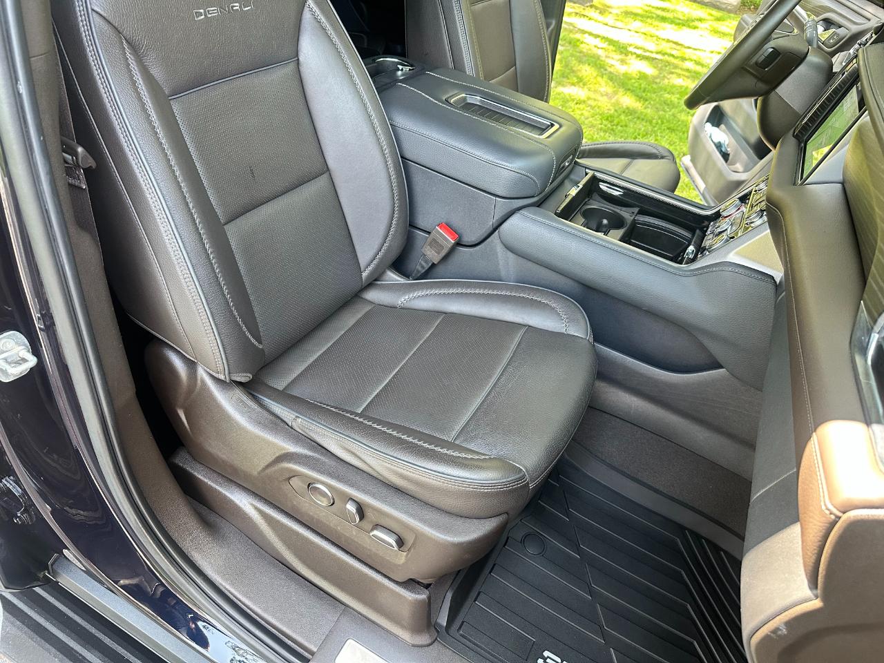 GMC Yukon 2WD 4dr Denali 2023