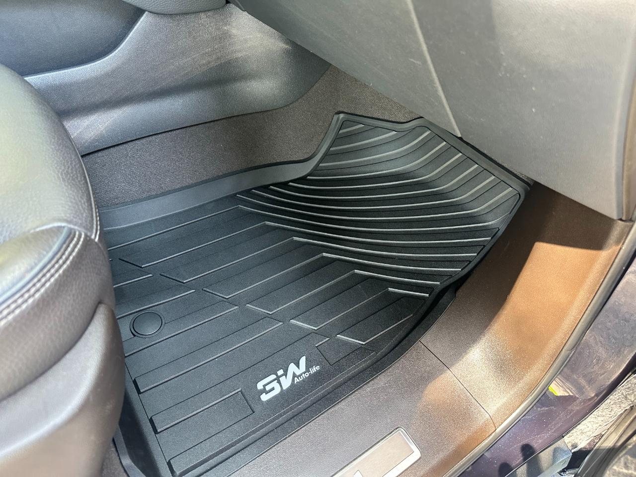 GMC Yukon 2WD 4dr Denali 2023