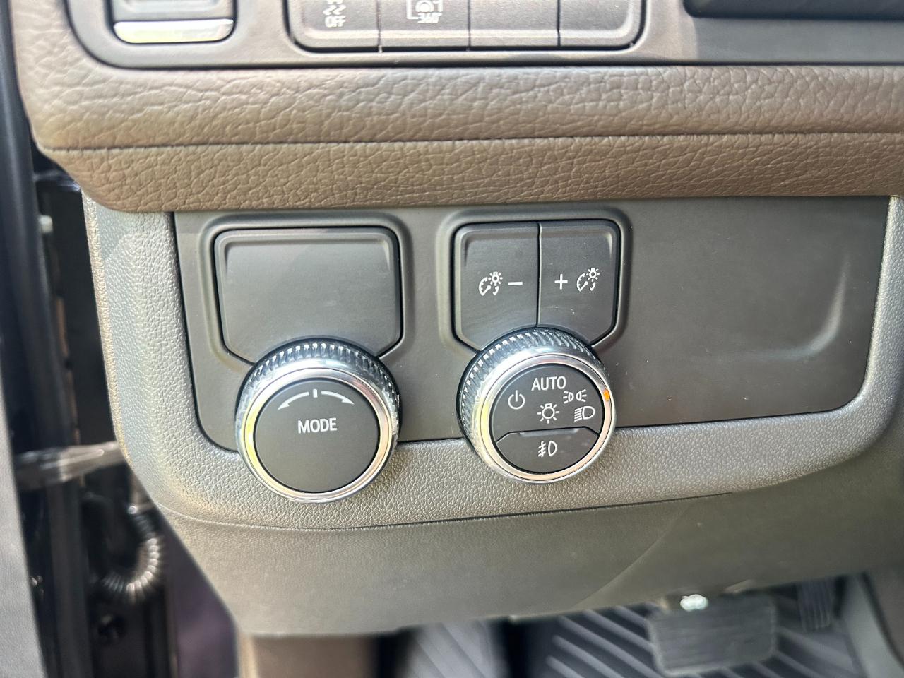 GMC Yukon 2WD 4dr Denali 2023