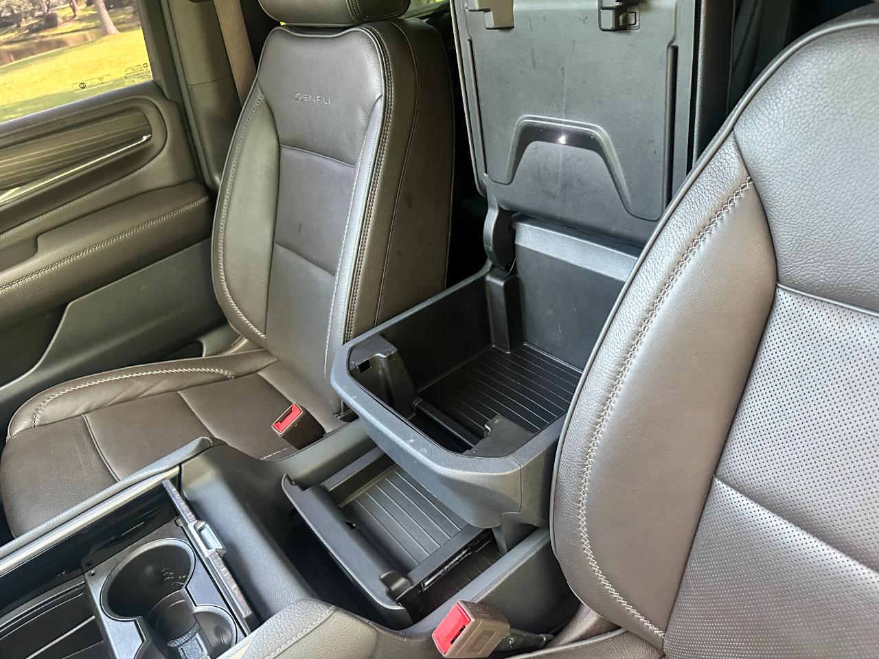 GMC Yukon 2WD 4dr Denali 2023