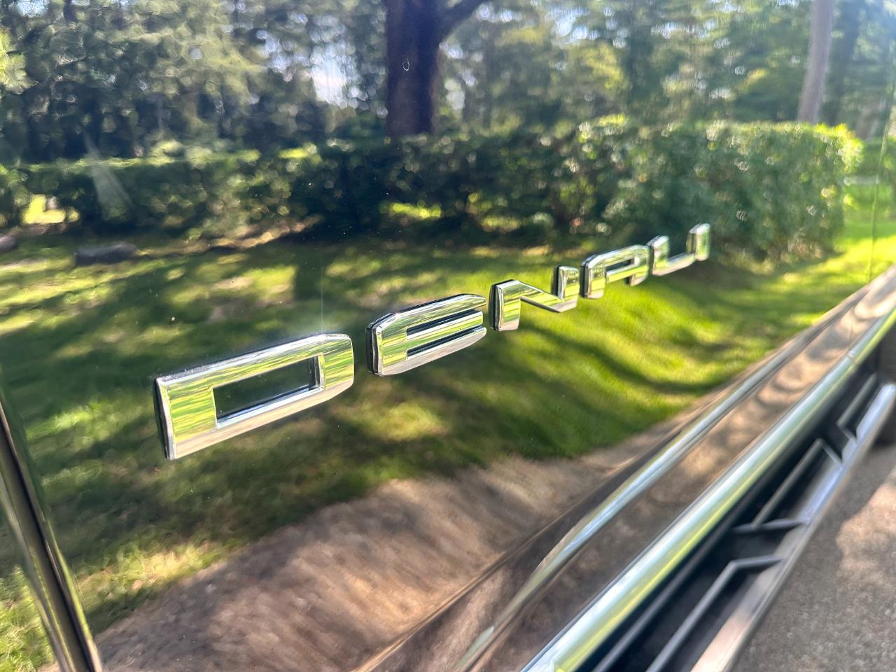 GMC Yukon 2WD 4dr Denali 2023