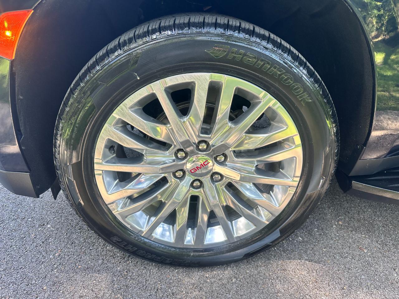 GMC Yukon 2WD 4dr Denali 2023