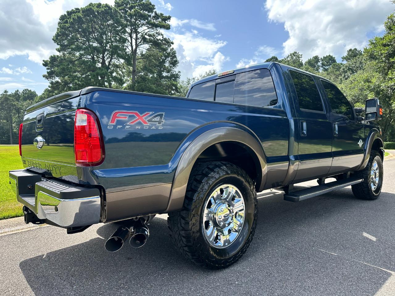 Ford Super Duty F-250 SRW 4WD Crew Cab 156" Lariat 2015