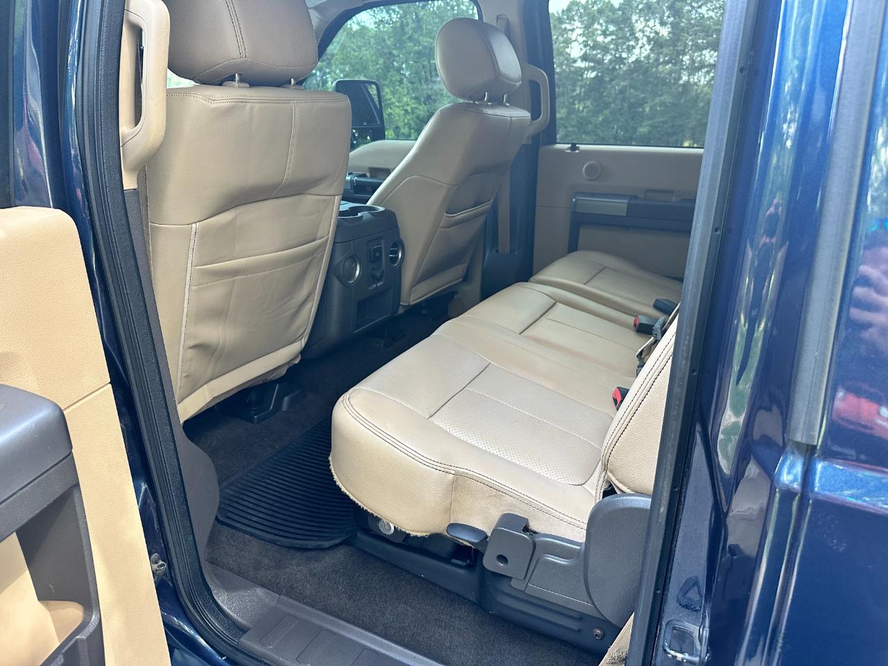 Ford Super Duty F-250 SRW 4WD Crew Cab 156" Lariat 2015