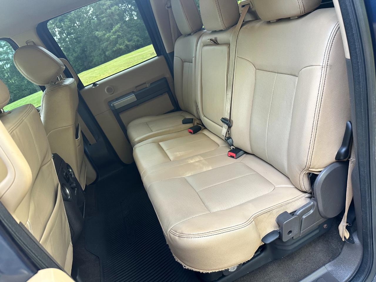 Ford Super Duty F-250 SRW 4WD Crew Cab 156" Lariat 2015