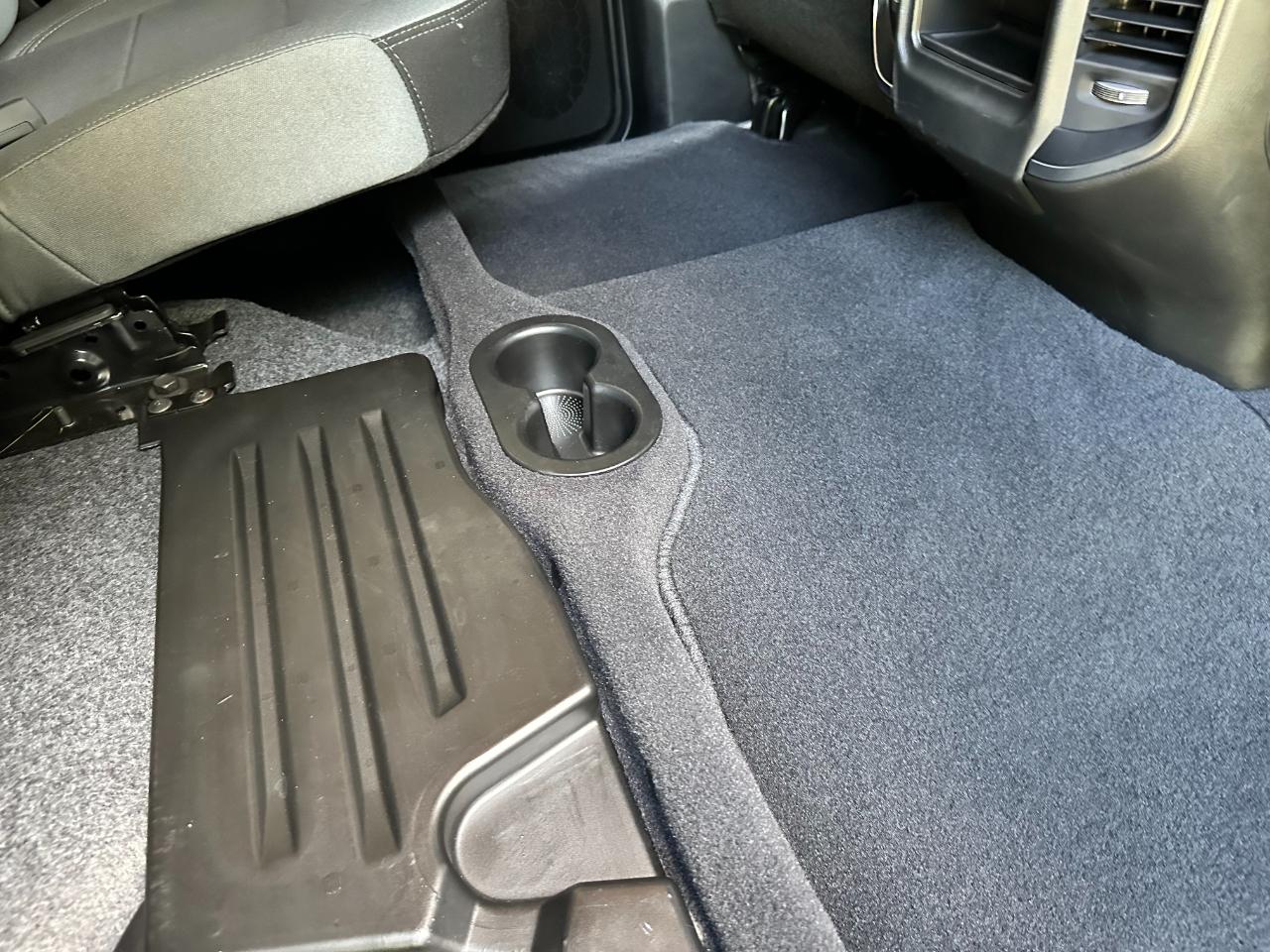 RAM 3500 Big Horn 4x4 Crew Cab 8' Box 2024