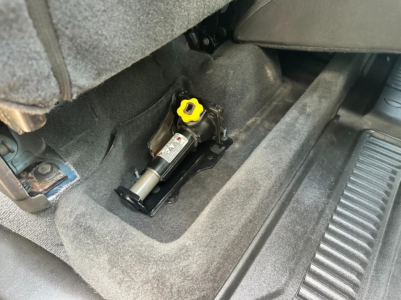 GMC Sierra 2500HD 4WD Crew Cab 159" AT4 2022