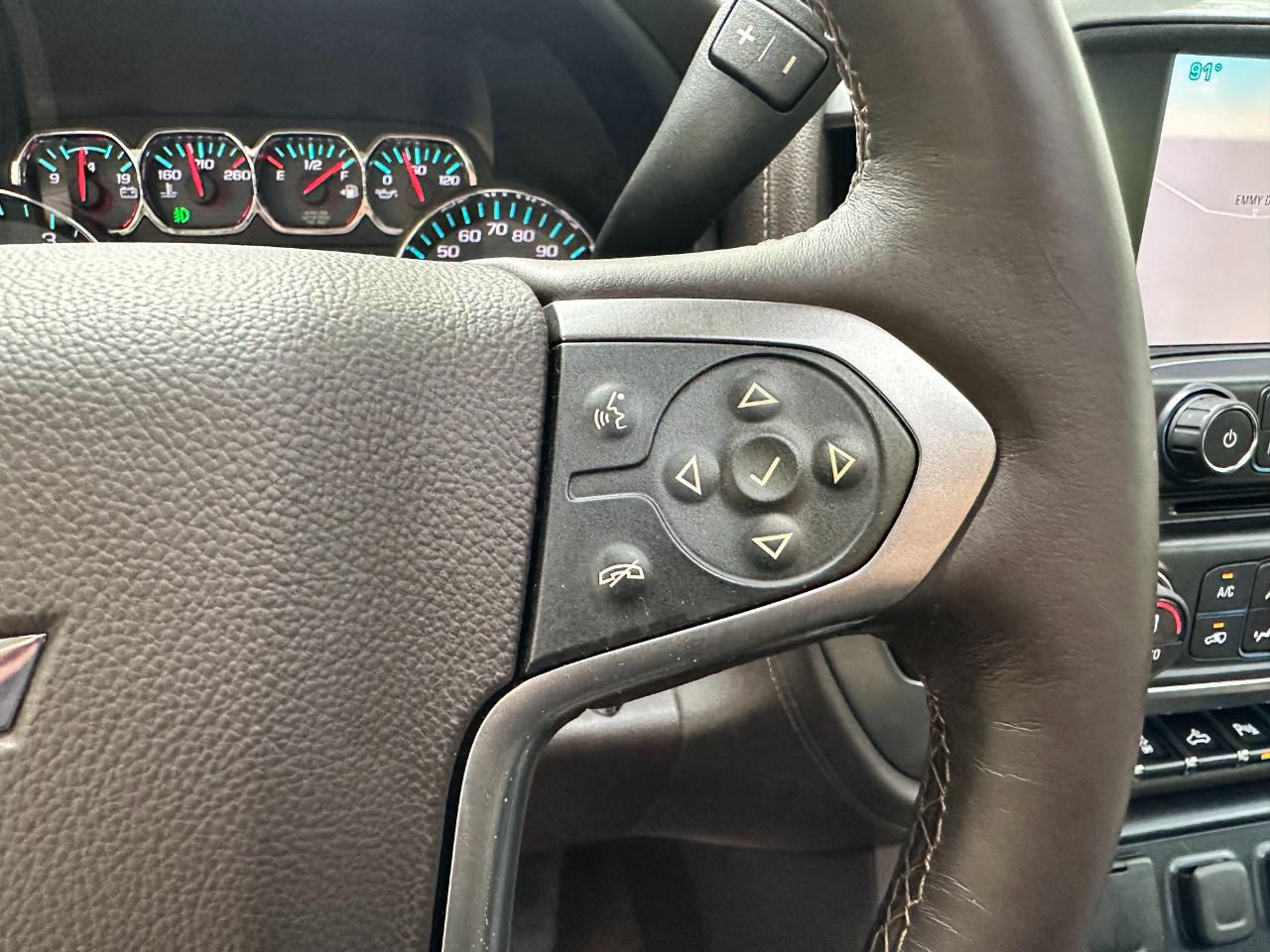 Chevrolet Silverado 2500HD LTZ Crew Cab 4WD 2015
