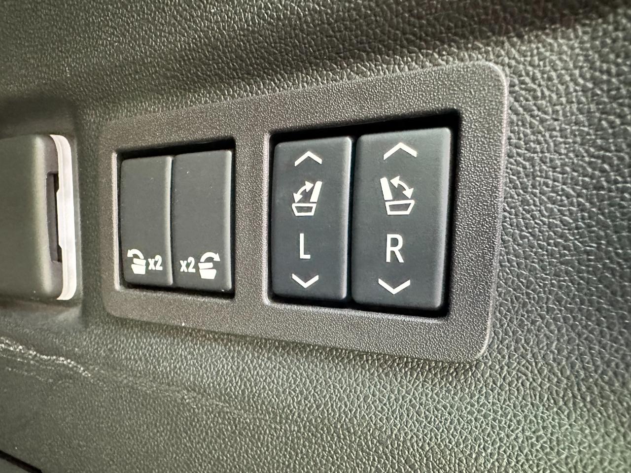GMC Yukon 4WD 4dr AT4 2024