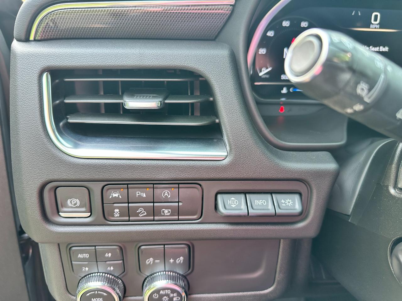 GMC Yukon 4WD 4dr AT4 2024