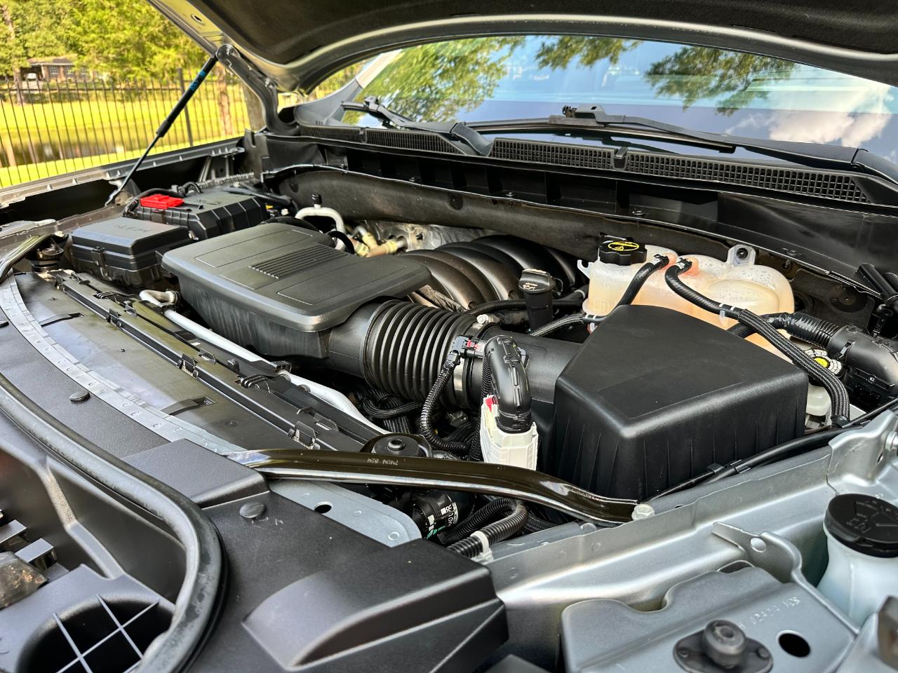 GMC Yukon 4WD 4dr AT4 2024