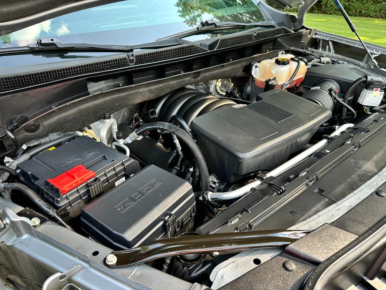 GMC Yukon 4WD 4dr AT4 2024