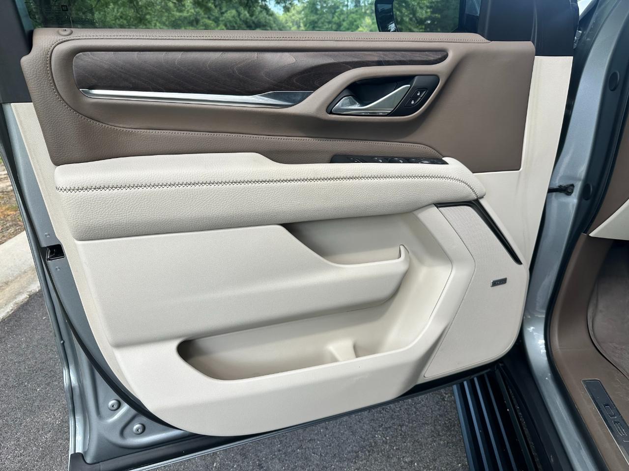 GMC Yukon XL 2WD 4dr Denali 2024