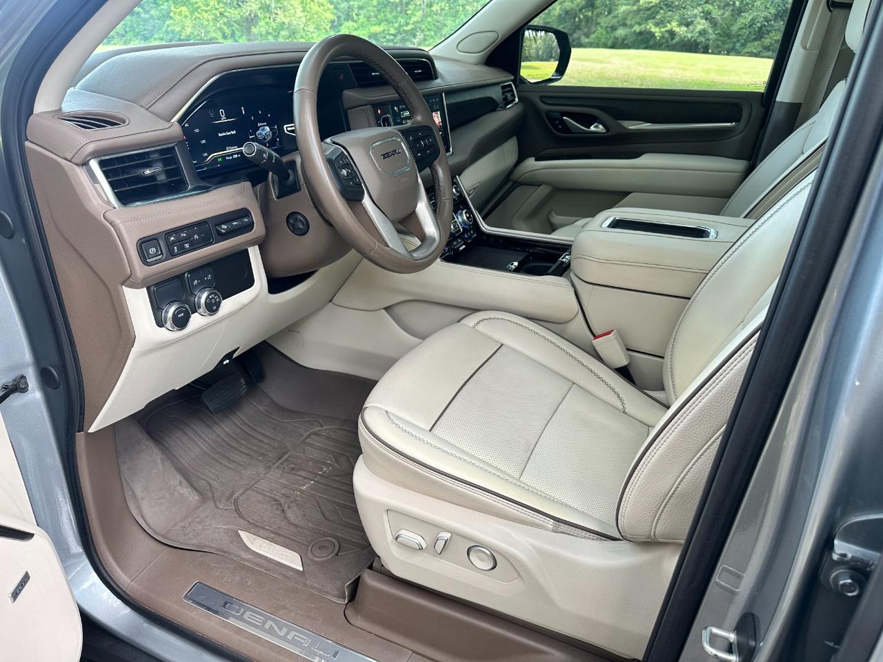 GMC Yukon XL 2WD 4dr Denali 2024