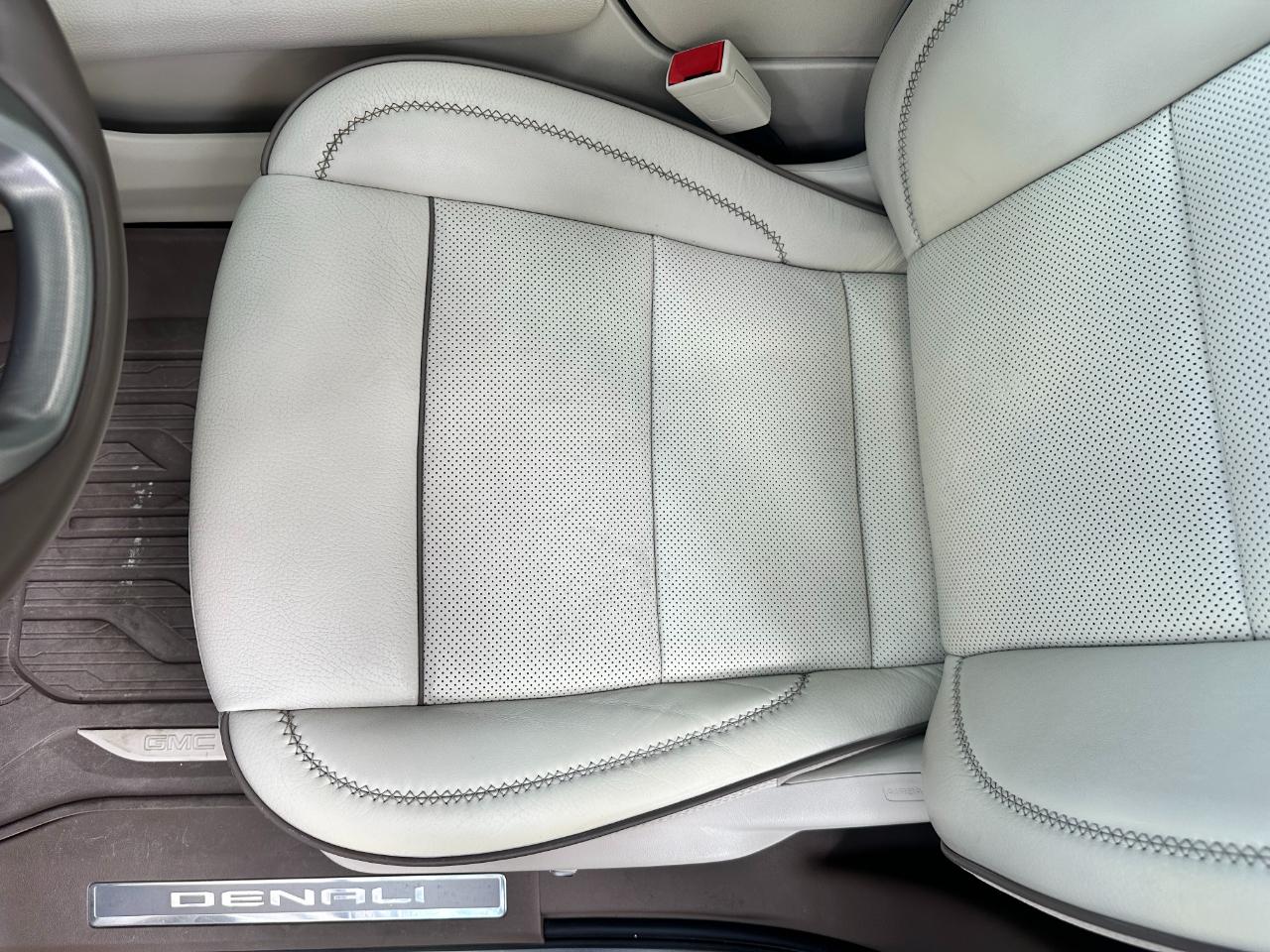 GMC Yukon XL 2WD 4dr Denali 2024
