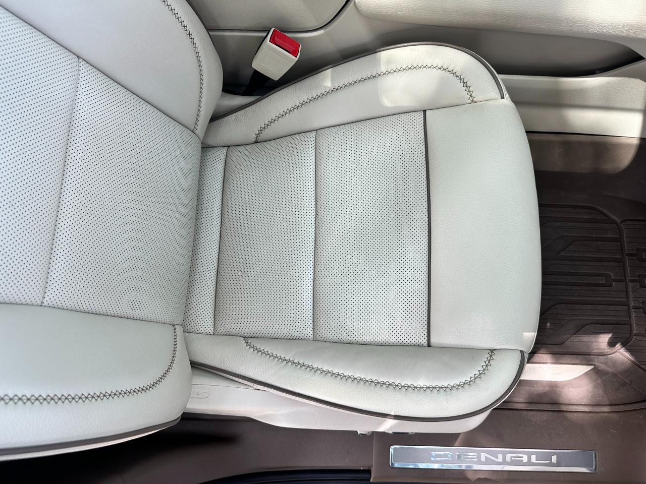 GMC Yukon XL 2WD 4dr Denali 2024