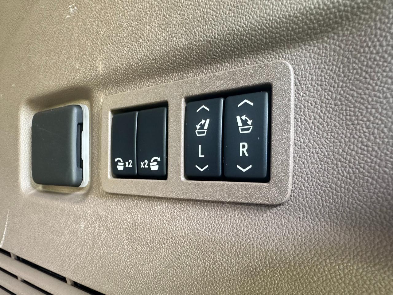 GMC Yukon XL 2WD 4dr Denali 2024