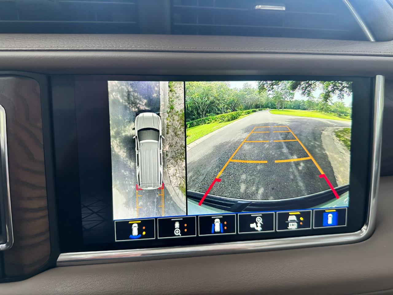 GMC Yukon XL 2WD 4dr Denali 2024