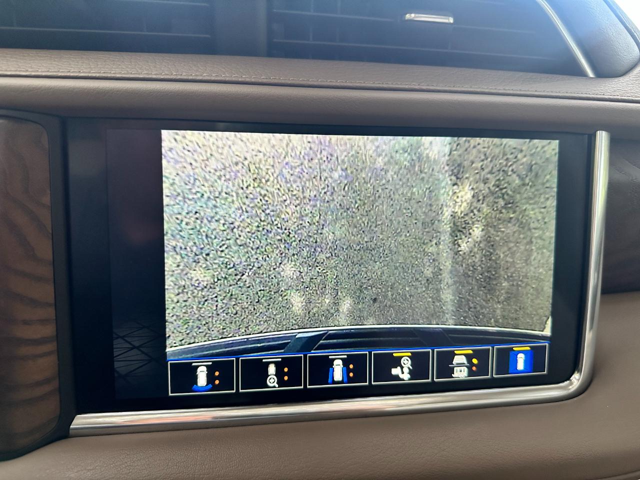 GMC Yukon XL 2WD 4dr Denali 2024