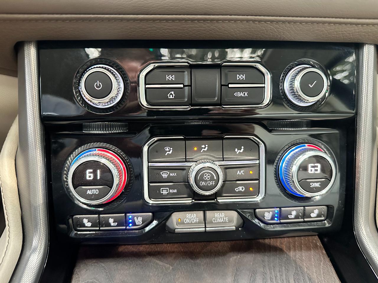 GMC Yukon XL 2WD 4dr Denali 2024