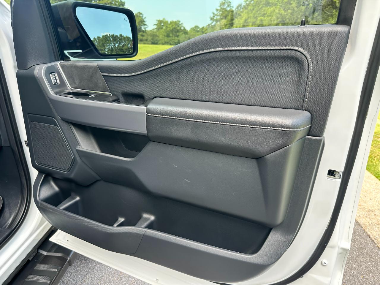 Ford F-150 XLT 4WD SuperCrew 5.5' Box 2025
