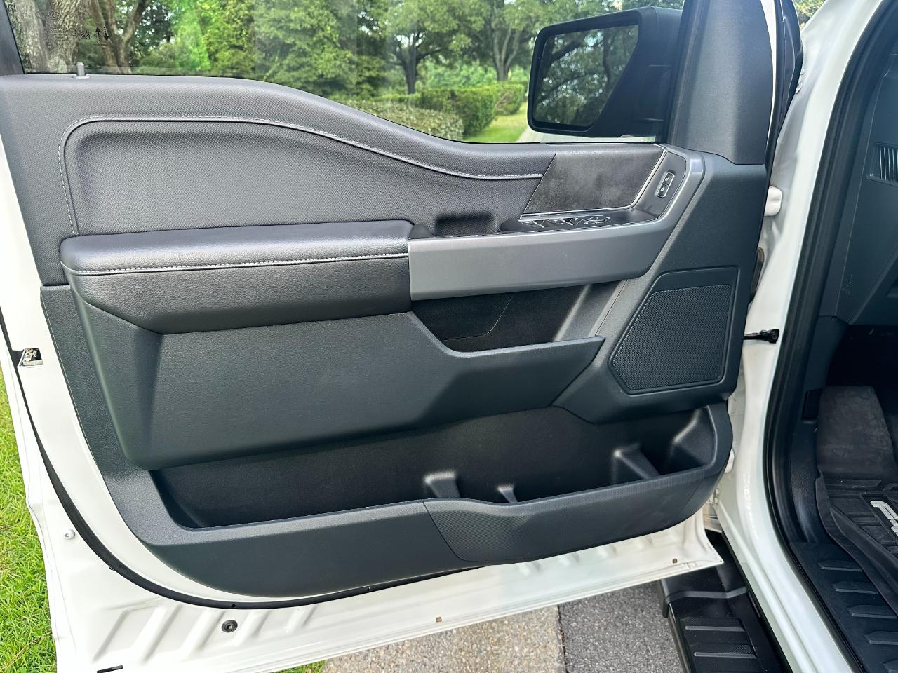 Ford F-150 XLT 4WD SuperCrew 5.5' Box 2025