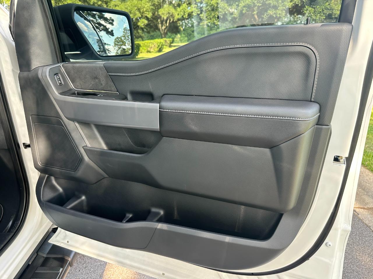 Ford F-150 XLT 4WD SuperCrew 5.5' Box 2025