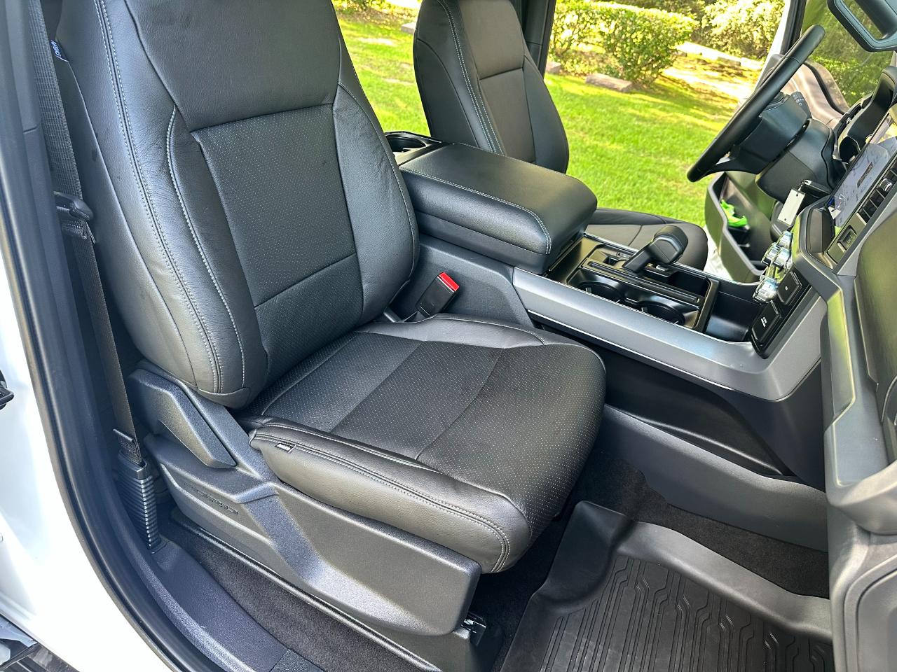 Ford F-150 XLT 4WD SuperCrew 5.5' Box 2025
