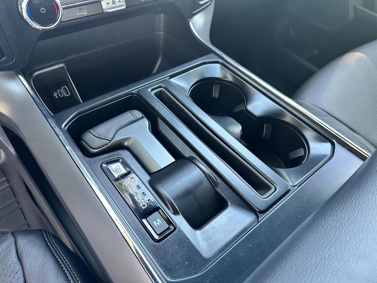 Ford F-150 XLT 4WD SuperCrew 5.5' Box 2025
