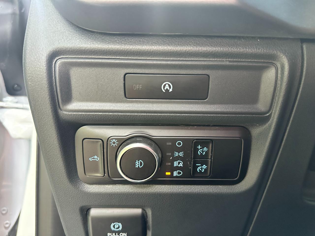 Ford F-150 XLT 4WD SuperCrew 5.5' Box 2025