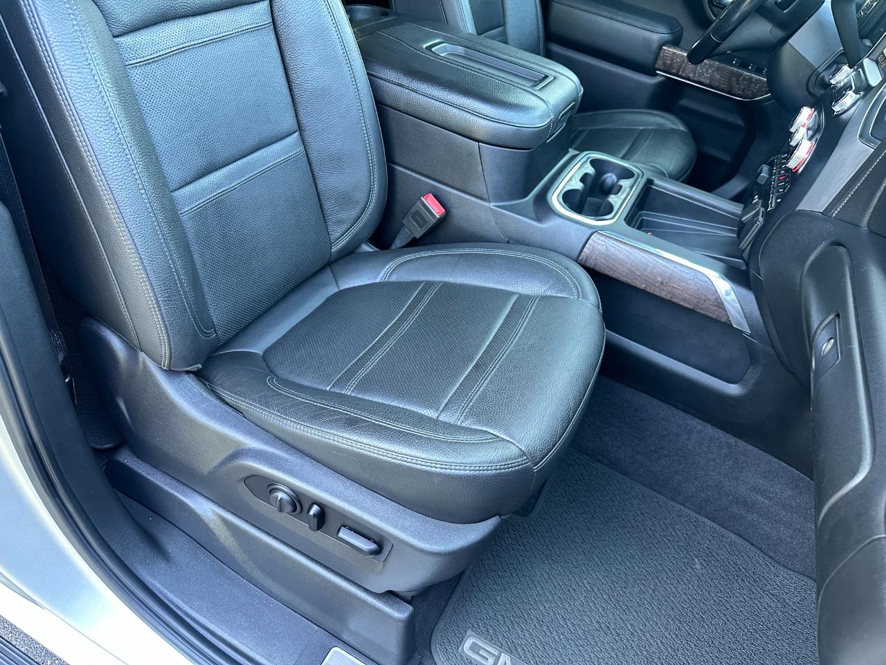 GMC Sierra 3500HD 4WD Crew Cab 172" Denali 2020