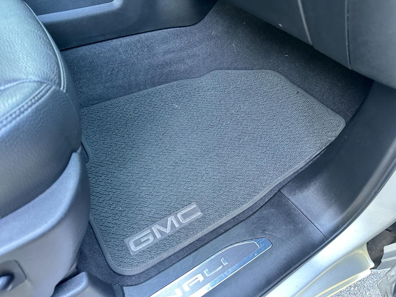 GMC Sierra 3500HD 4WD Crew Cab 172" Denali 2020