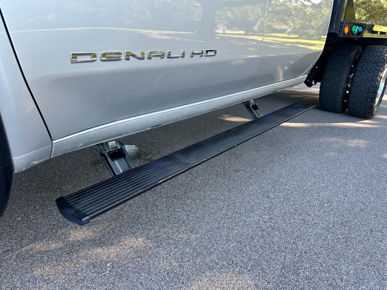 GMC Sierra 3500HD 4WD Crew Cab 172" Denali 2020