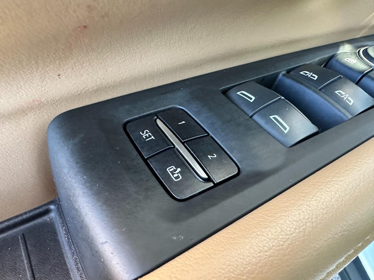 Chevrolet Tahoe 2WD 4dr Premier 2023