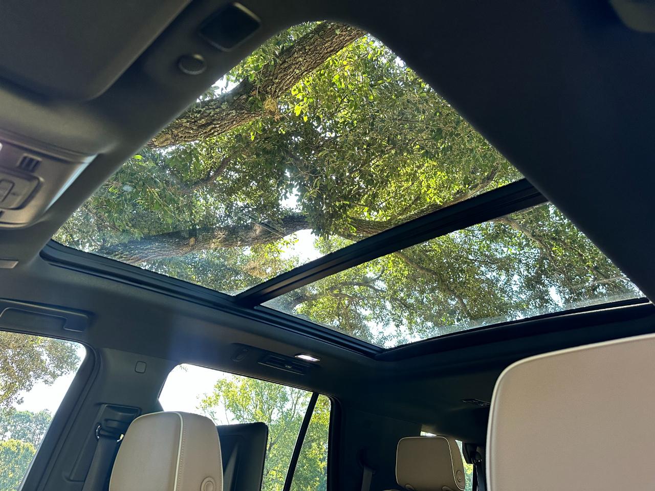 Chevrolet Tahoe 2WD 4dr Premier 2023