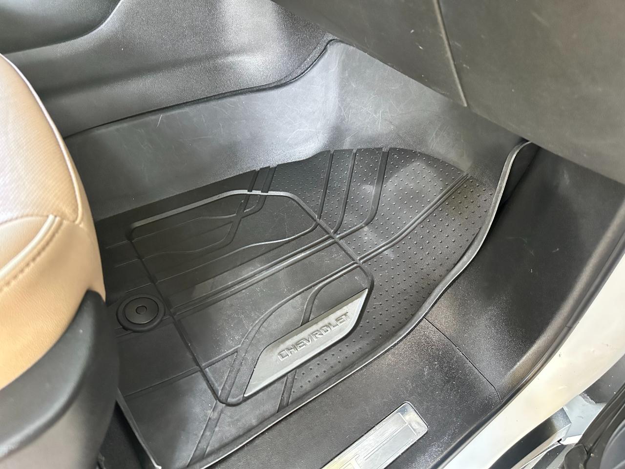 Chevrolet Tahoe 2WD 4dr Premier 2023