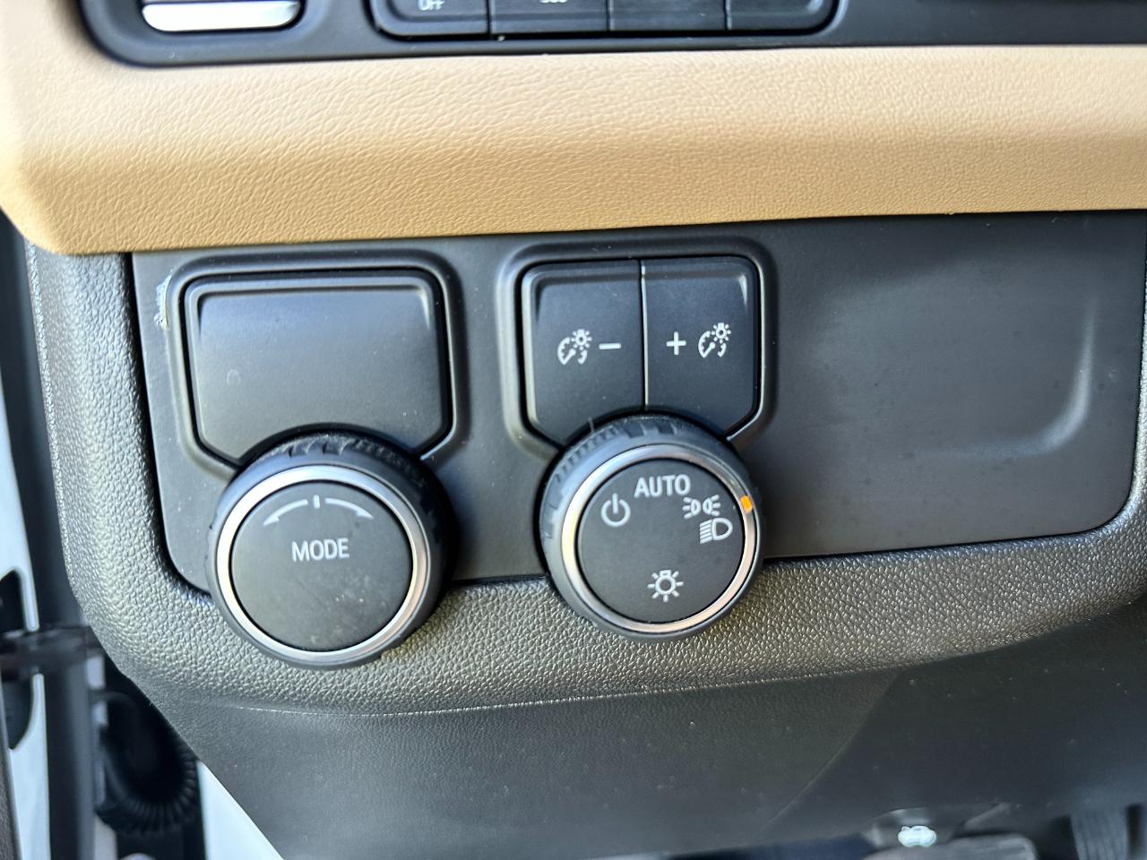 Chevrolet Tahoe 2WD 4dr Premier 2023