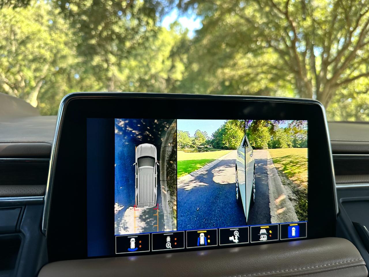 Chevrolet Tahoe 2WD 4dr Premier 2023