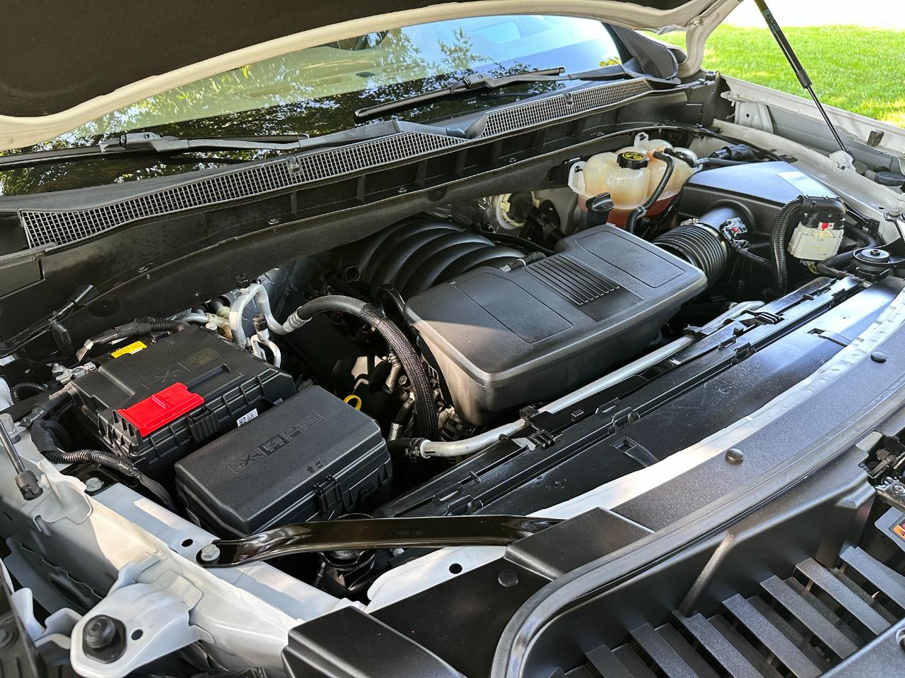 Chevrolet Tahoe 2WD 4dr Premier 2023