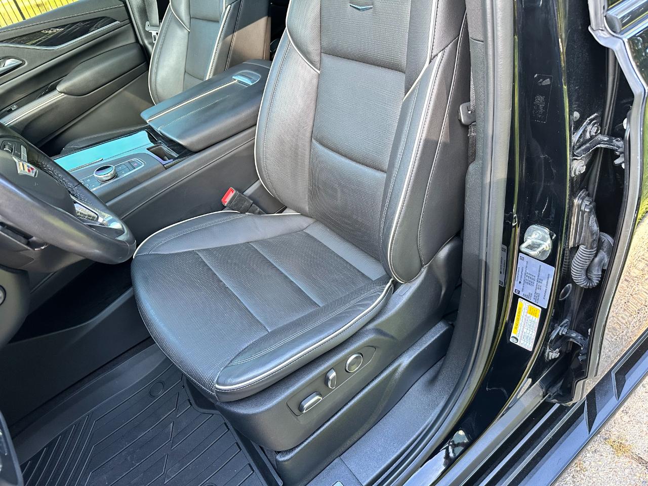 Cadillac Escalade 4WD 4dr Sport 2023