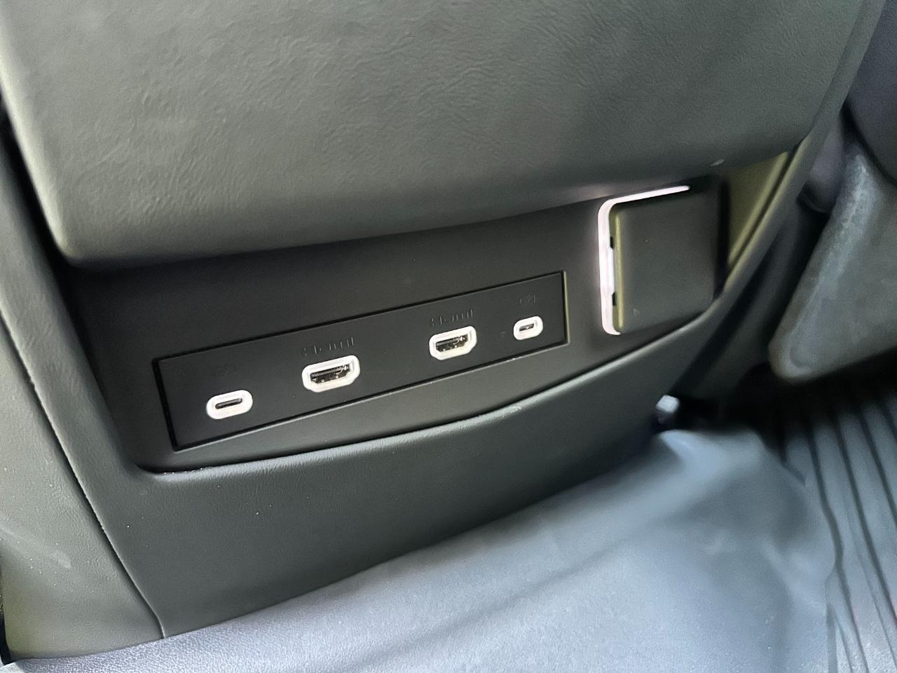 Cadillac Escalade 4WD 4dr Sport 2023