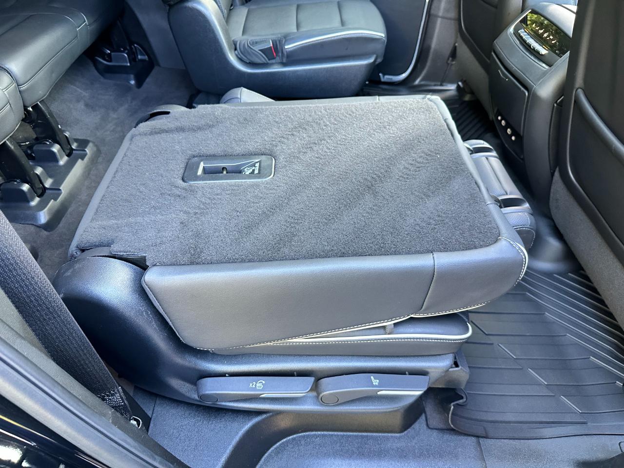 Cadillac Escalade 4WD 4dr Sport 2023