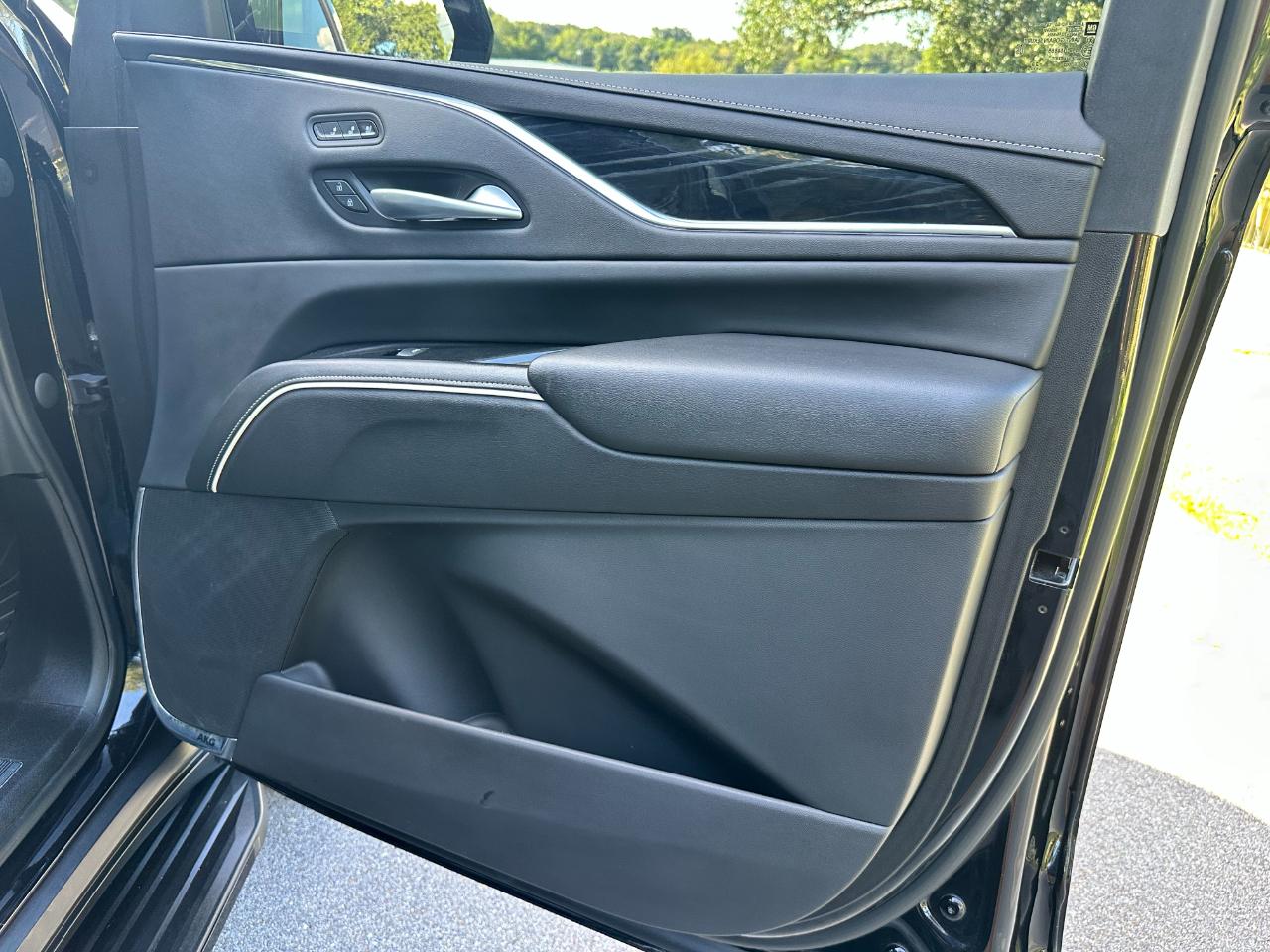 Cadillac Escalade 4WD 4dr Sport 2023
