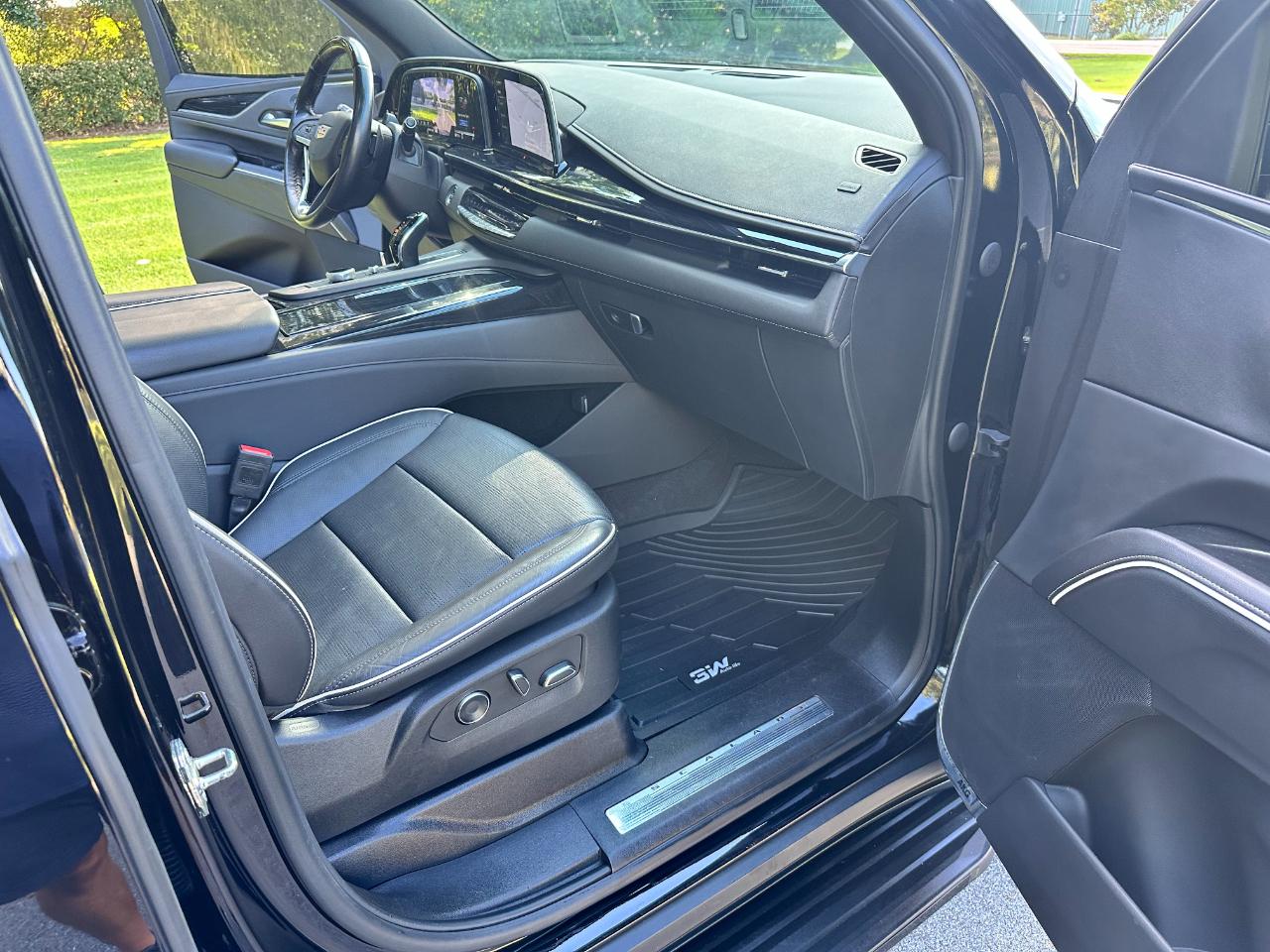 Cadillac Escalade 4WD 4dr Sport 2023