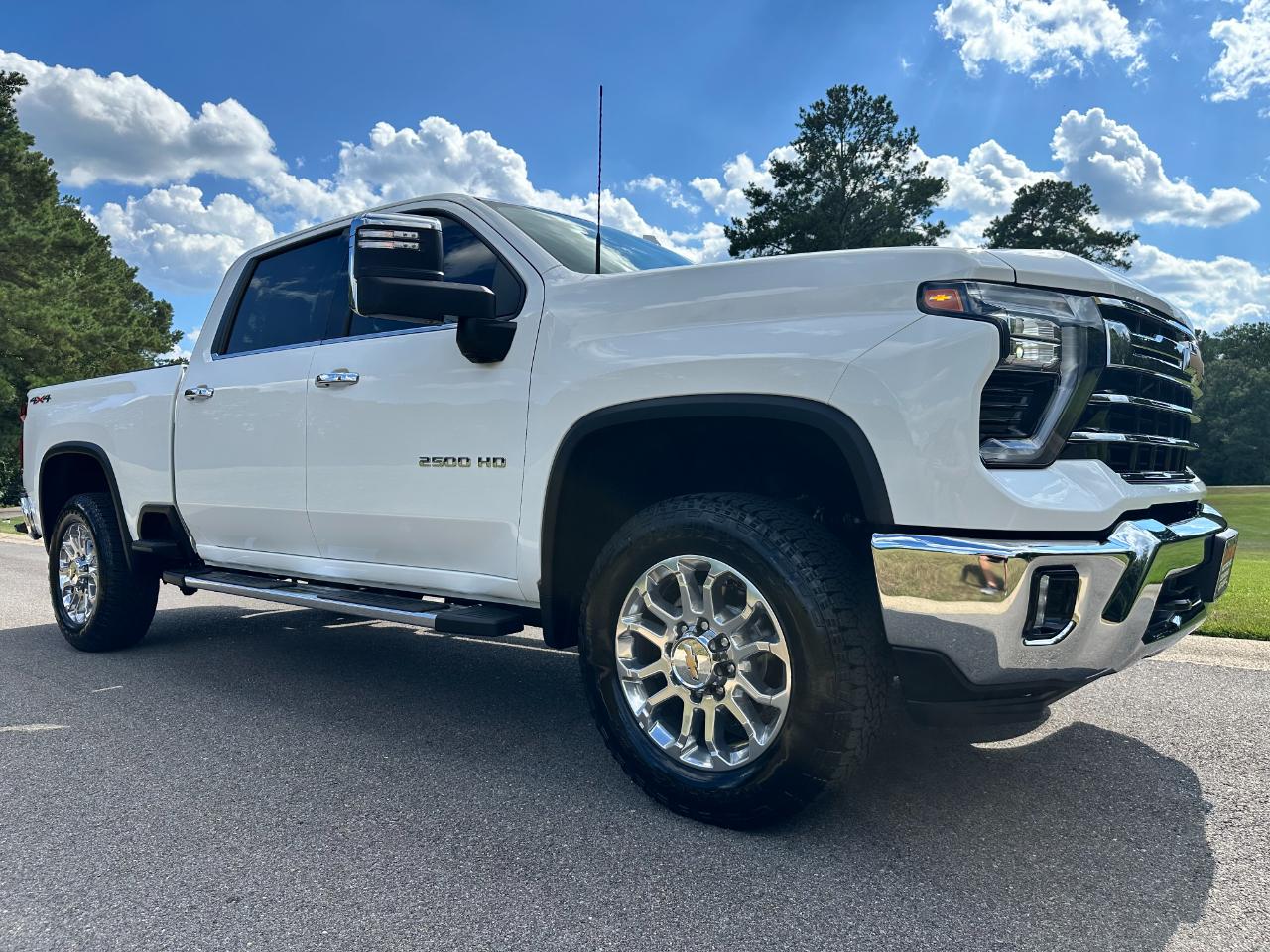 Chevrolet Silverado 2500HD 4WD Crew Cab 159" LTZ 2025