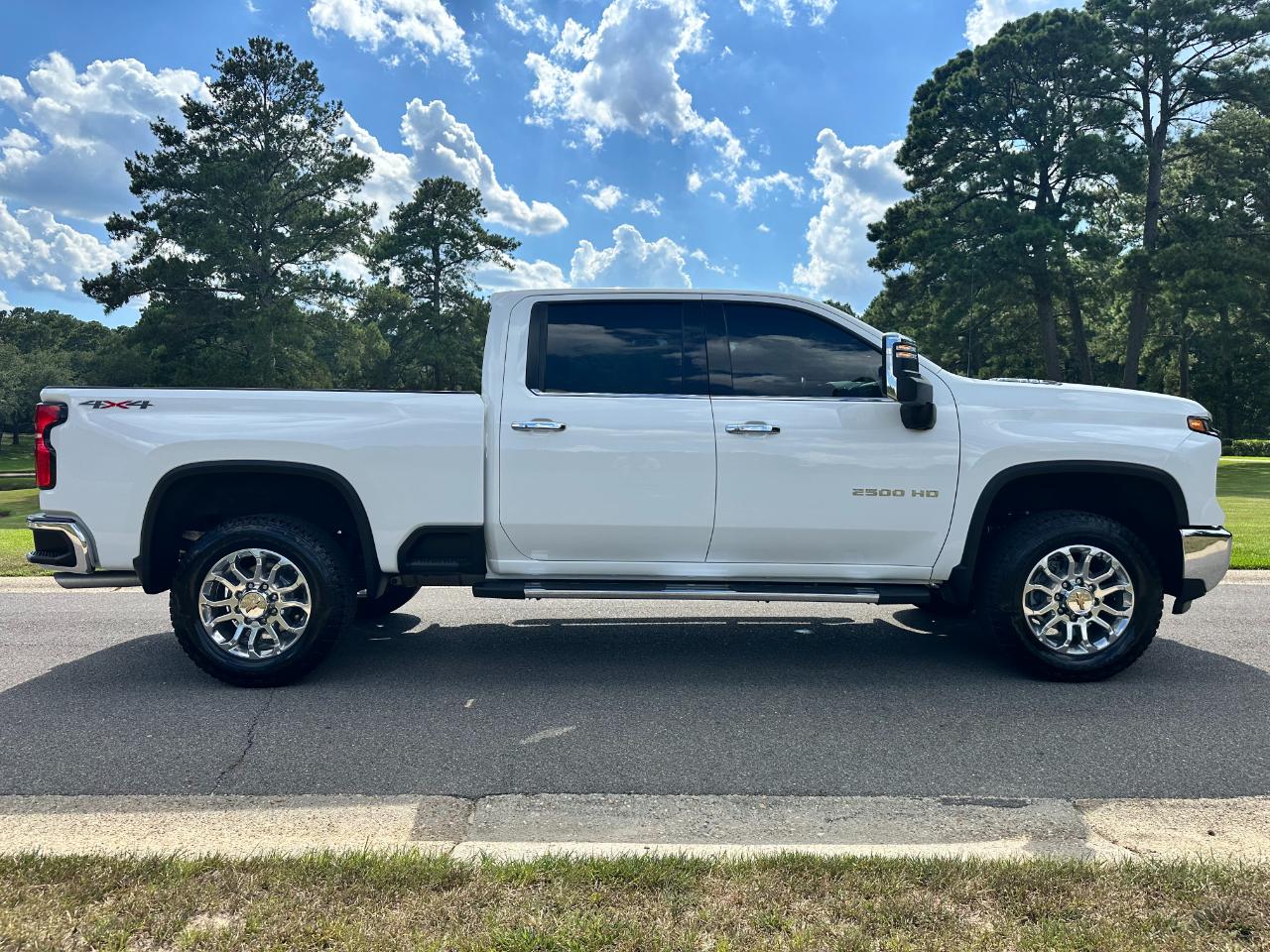Chevrolet Silverado 2500HD 4WD Crew Cab 159" LTZ 2025