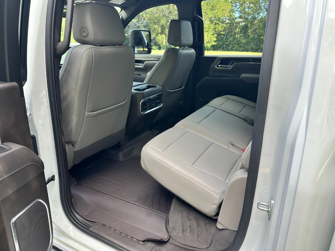 Chevrolet Silverado 2500HD 4WD Crew Cab 159" LTZ 2025